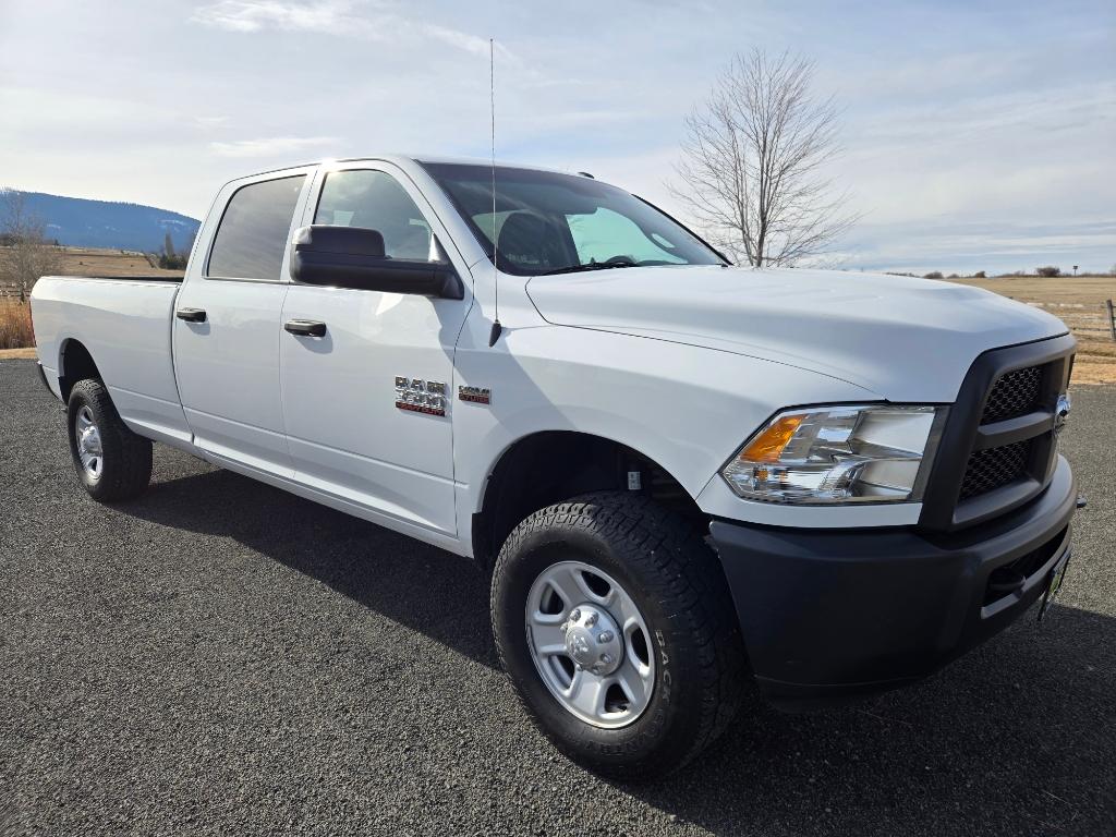 2016 Ram 3500 Tradesman photo 3