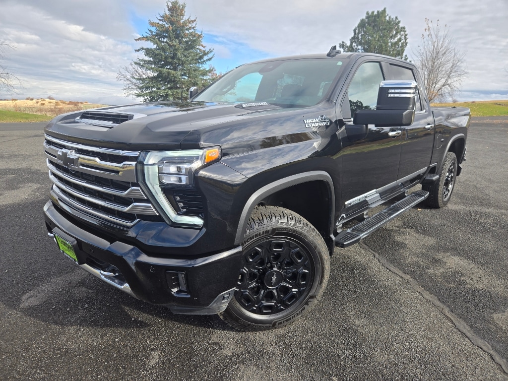 Used 2024 Chevrolet Silverado 3500 HD High Country Truck Crew Cab
