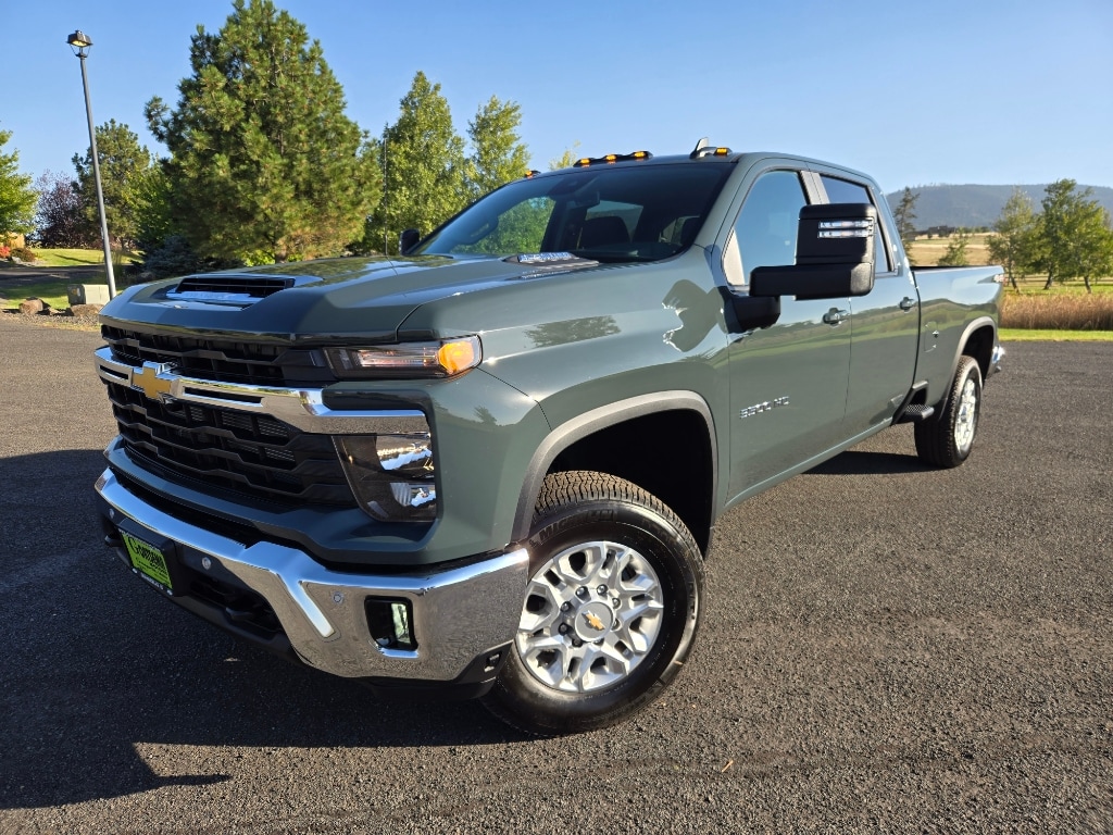 New 2025 Chevrolet Silverado 3500 HD LT Truck