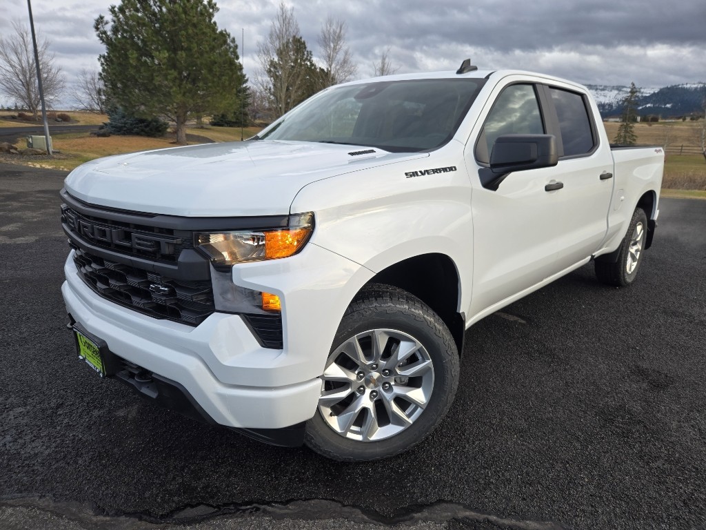 2026 Chevrolet Silverado 1500 Custom's photo