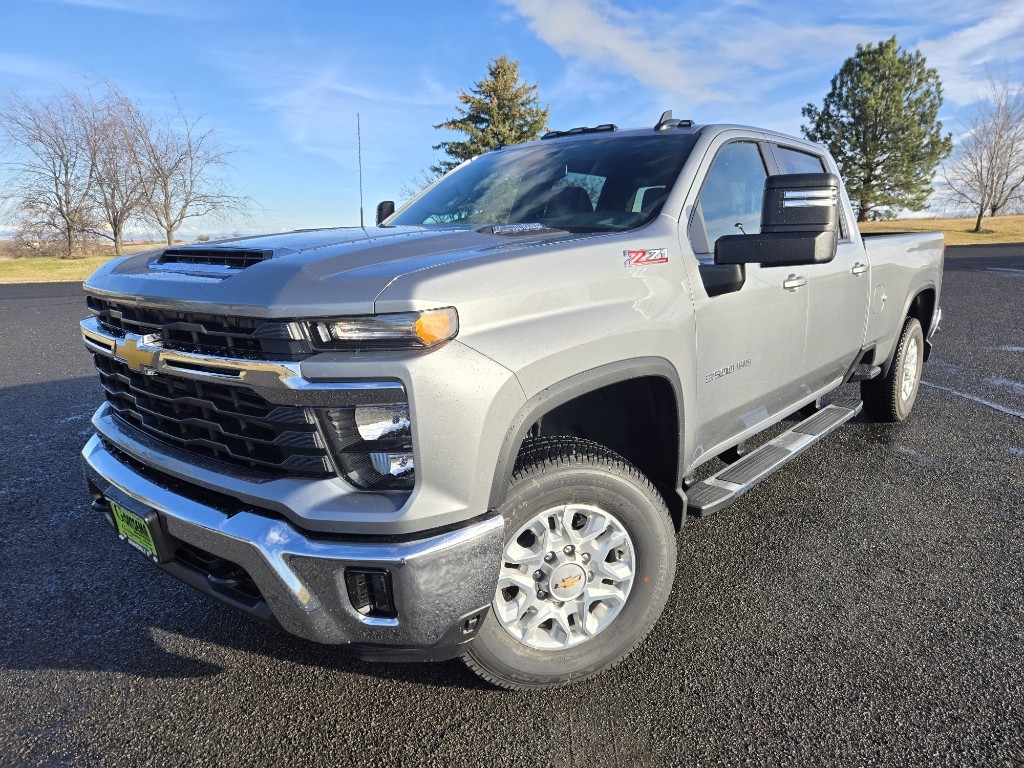 2026 Chevrolet Silverado 3500HD LT's photo