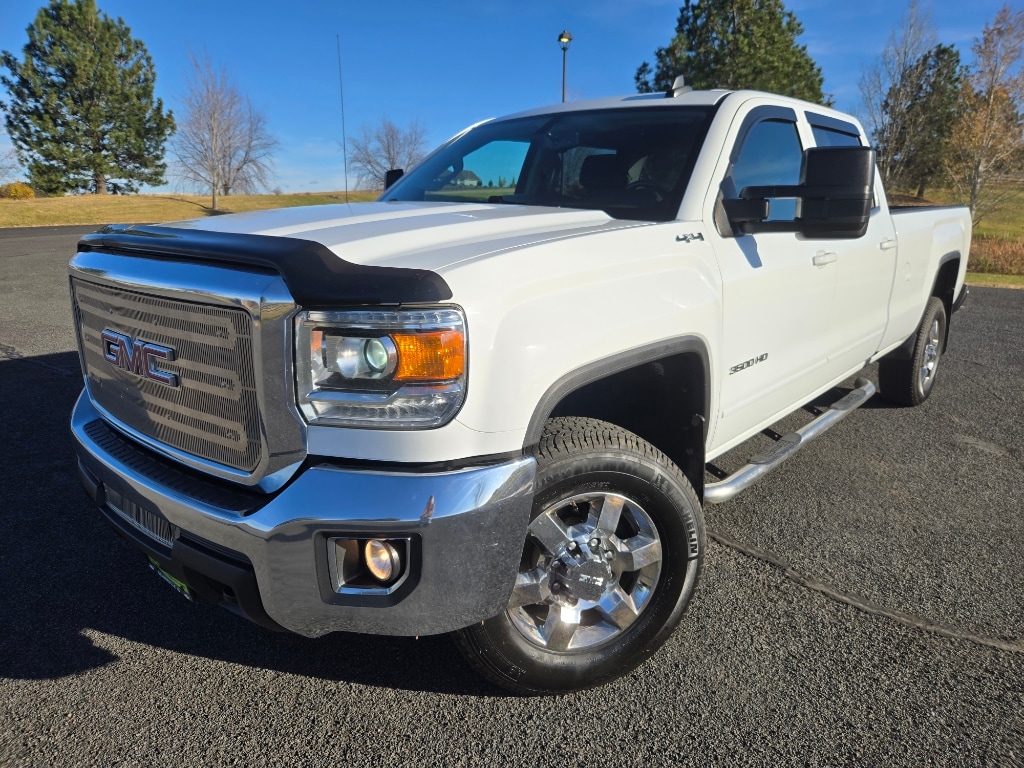 2018 GMC Sierra 3500HD SLE's photo