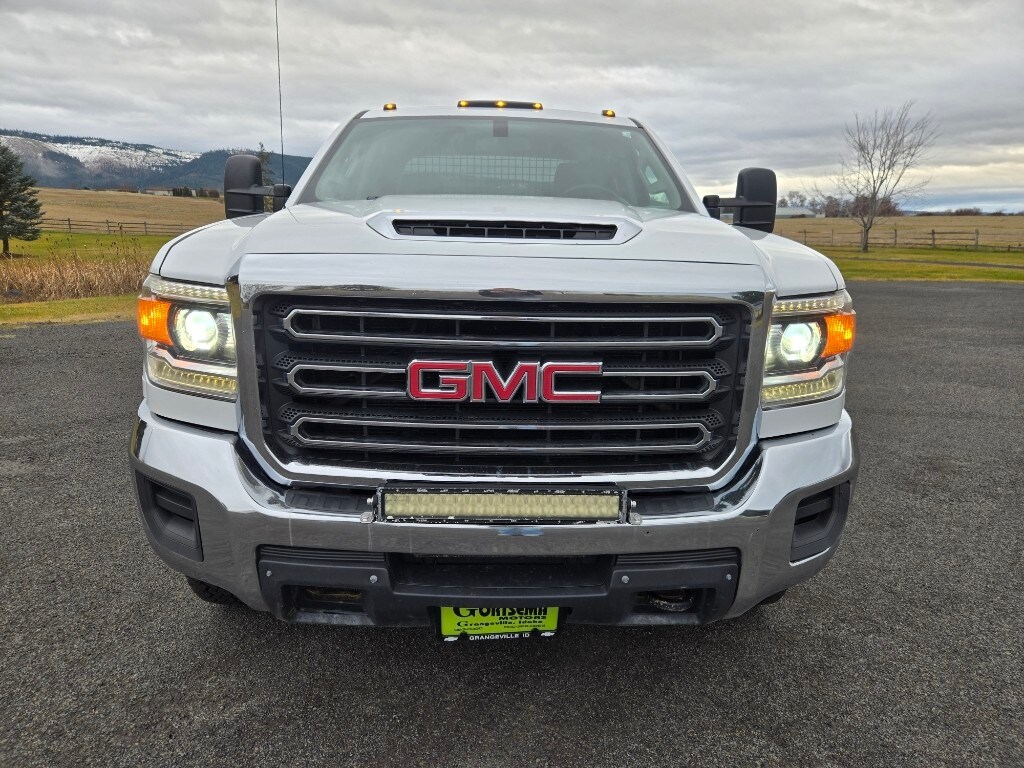 Used 2019 GMC Sierra 3500 HD Chassis Cab Truck Crew Cab