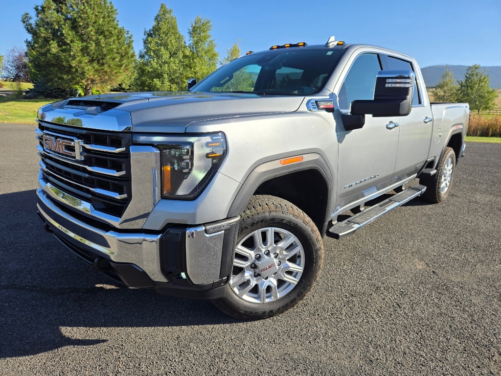 2024 GMC Sierra 3500HD SLT's photo