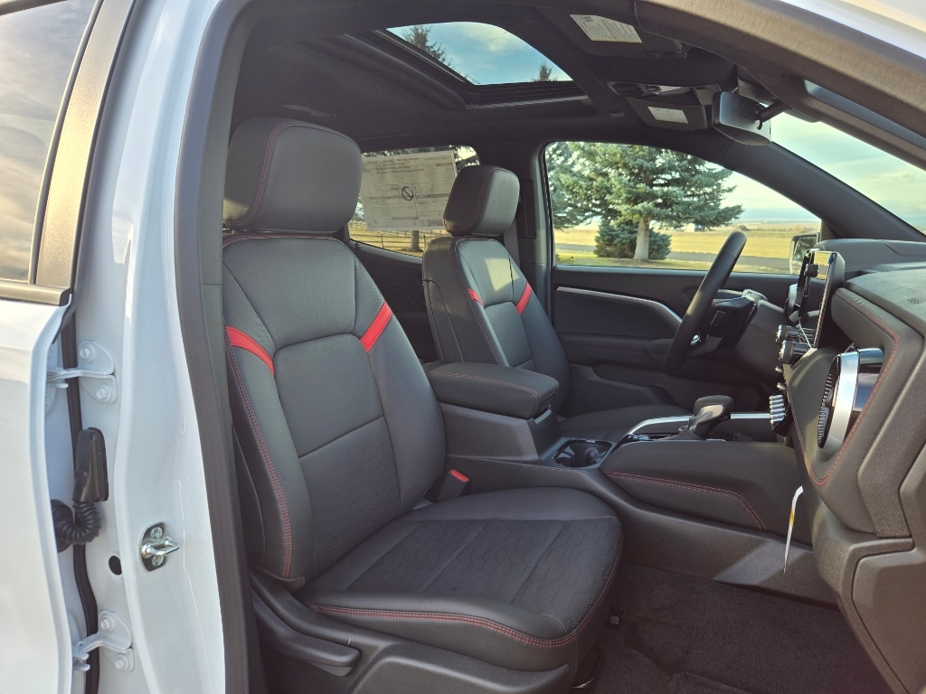 2026 Chevrolet Colorado Z71 - Photo 27