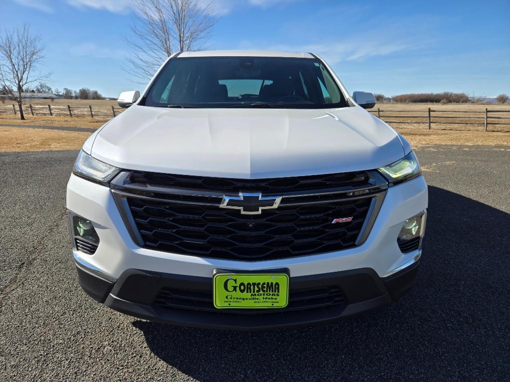 2023 Chevrolet Traverse RS photo 2