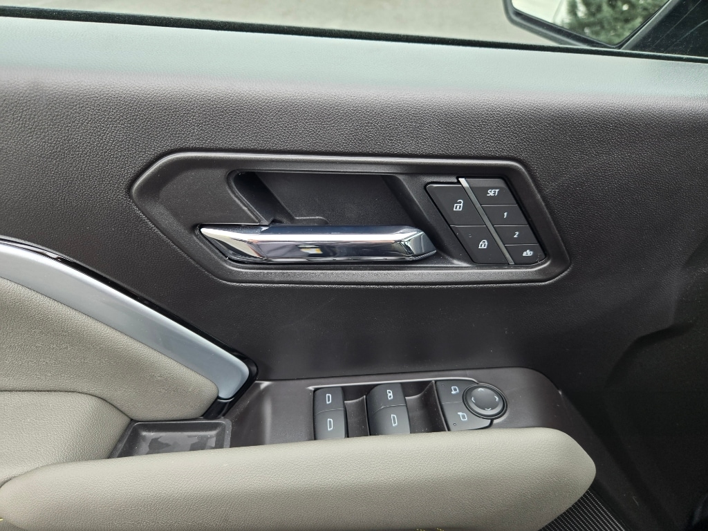 2026 Chevrolet Colorado ZR2 - Photo 13