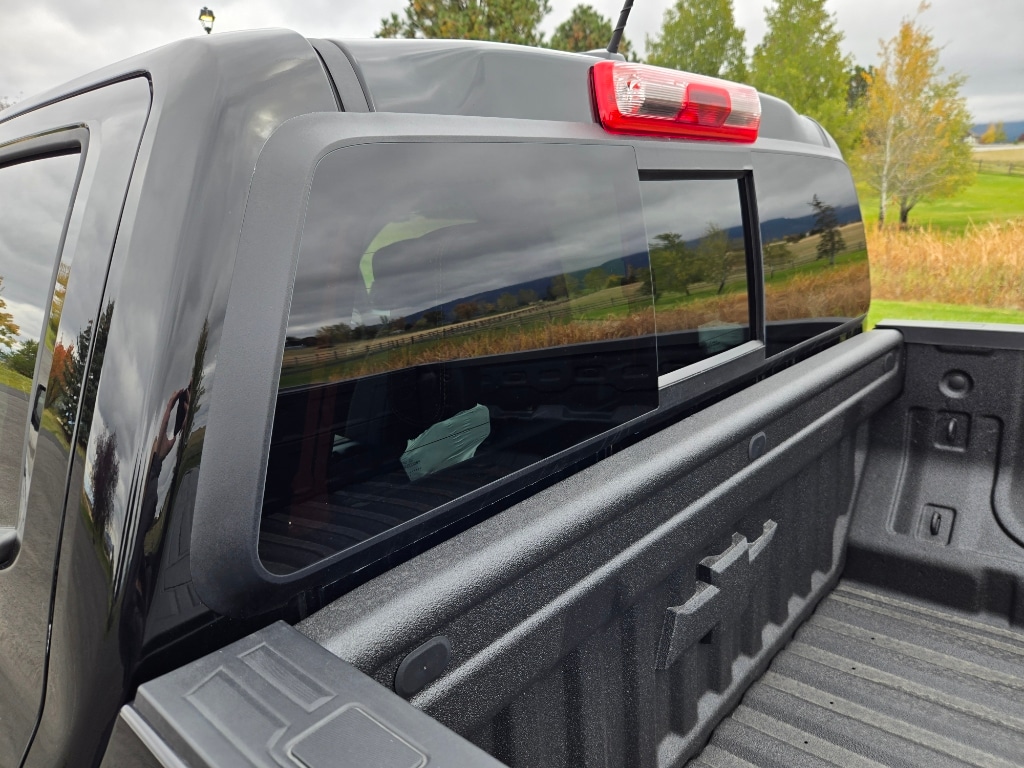 2026 Chevrolet Colorado ZR2 - Photo 10