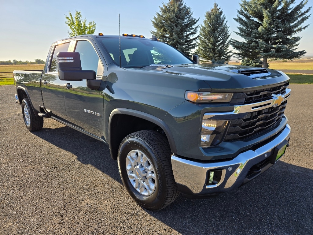 New 2025 Chevrolet Silverado 3500 HD LT Truck