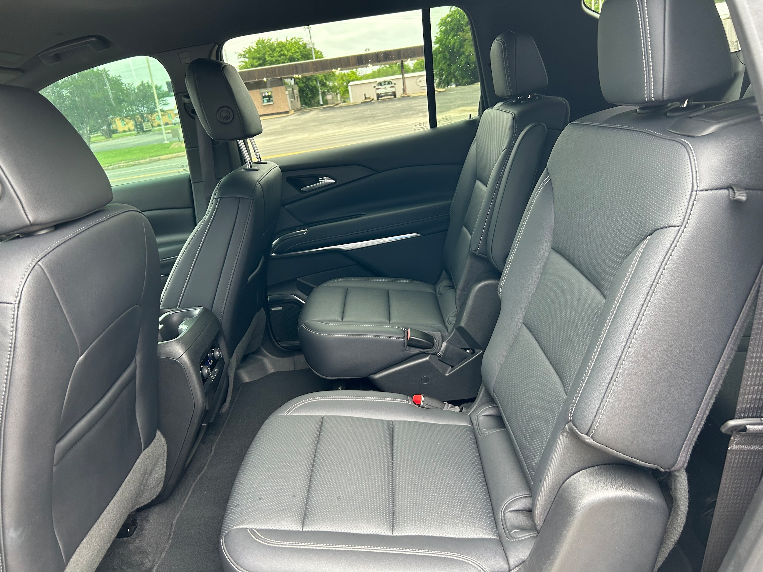 2024 Chevrolet Traverse 1LT - Photo 30