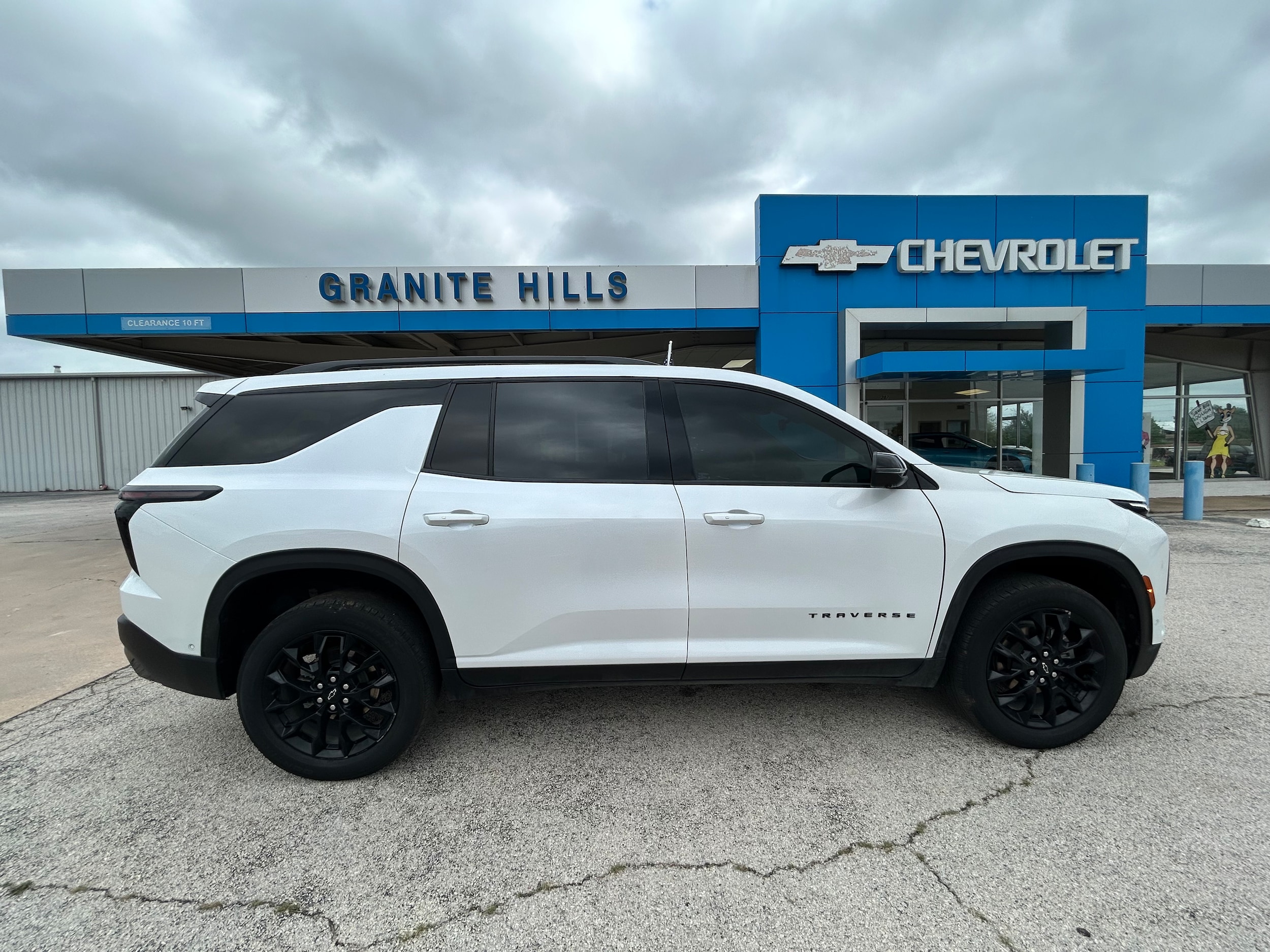 2024 Chevrolet Traverse 1LT - Photo 12