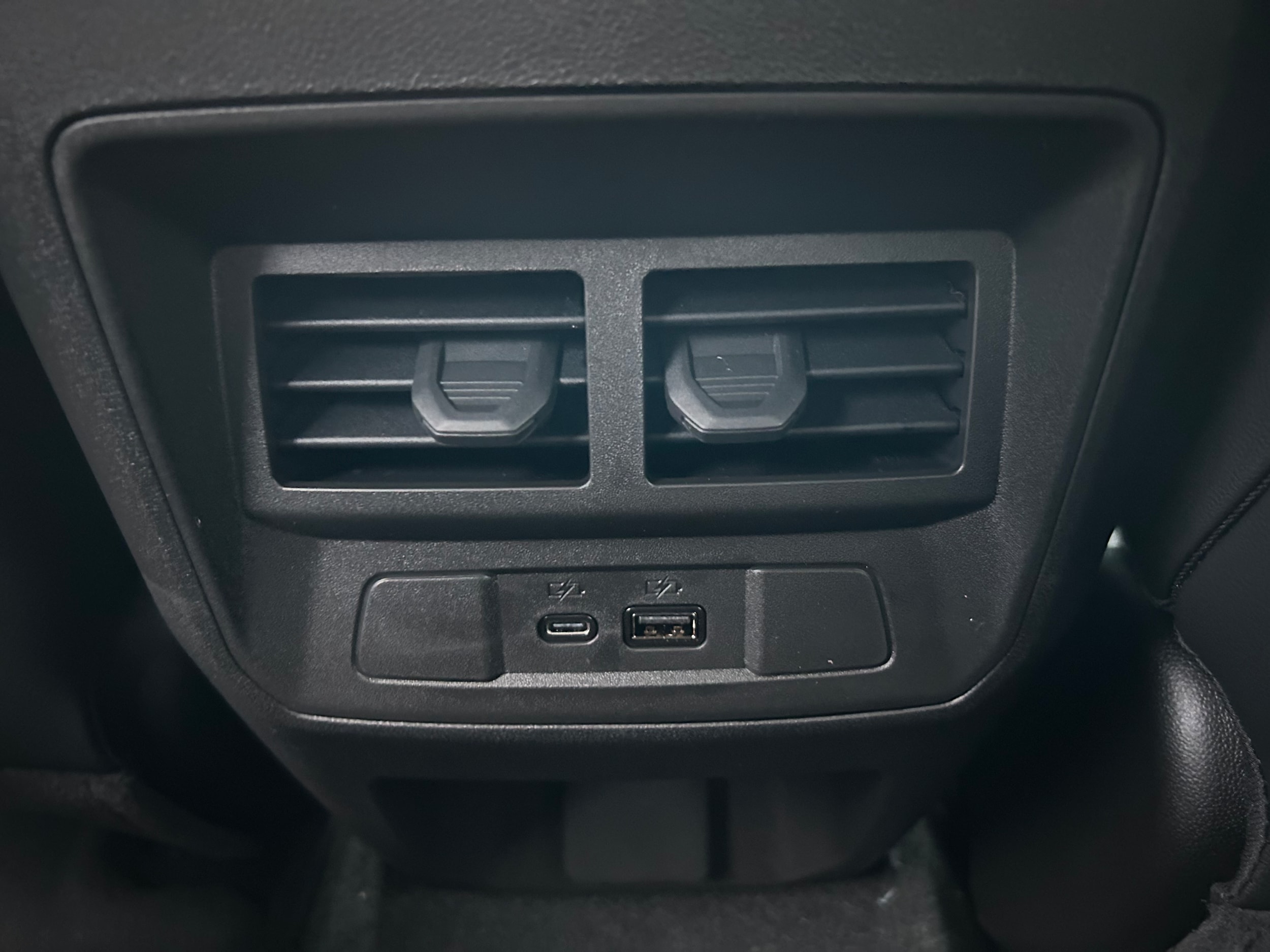 2026 Chevrolet Colorado LT - Photo 23