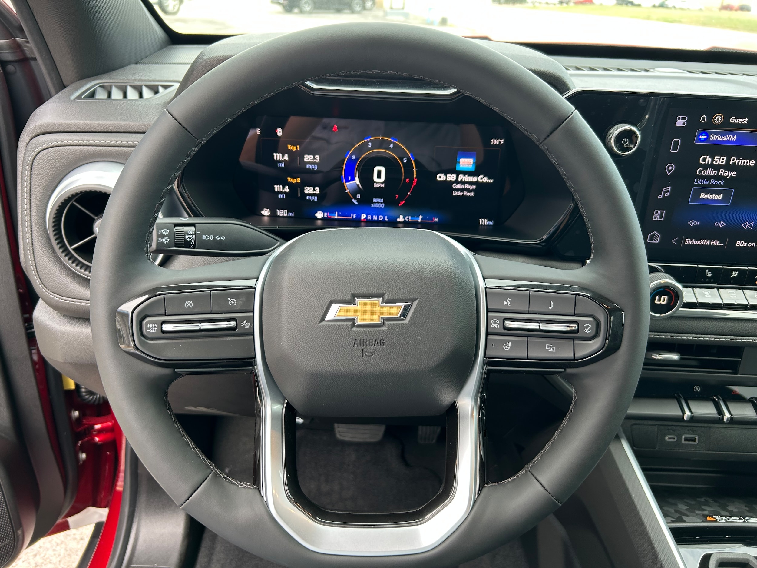2025 Chevrolet Colorado LT - Photo 12