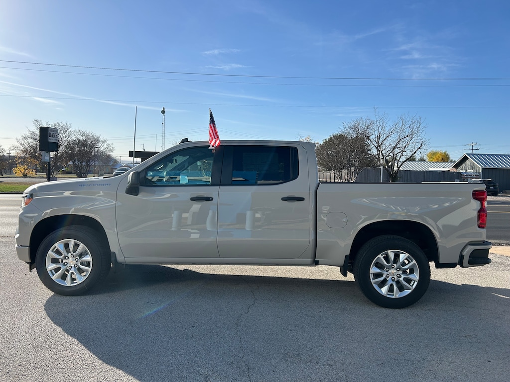 New 2026 Chevrolet Silverado 1500 Custom Truck