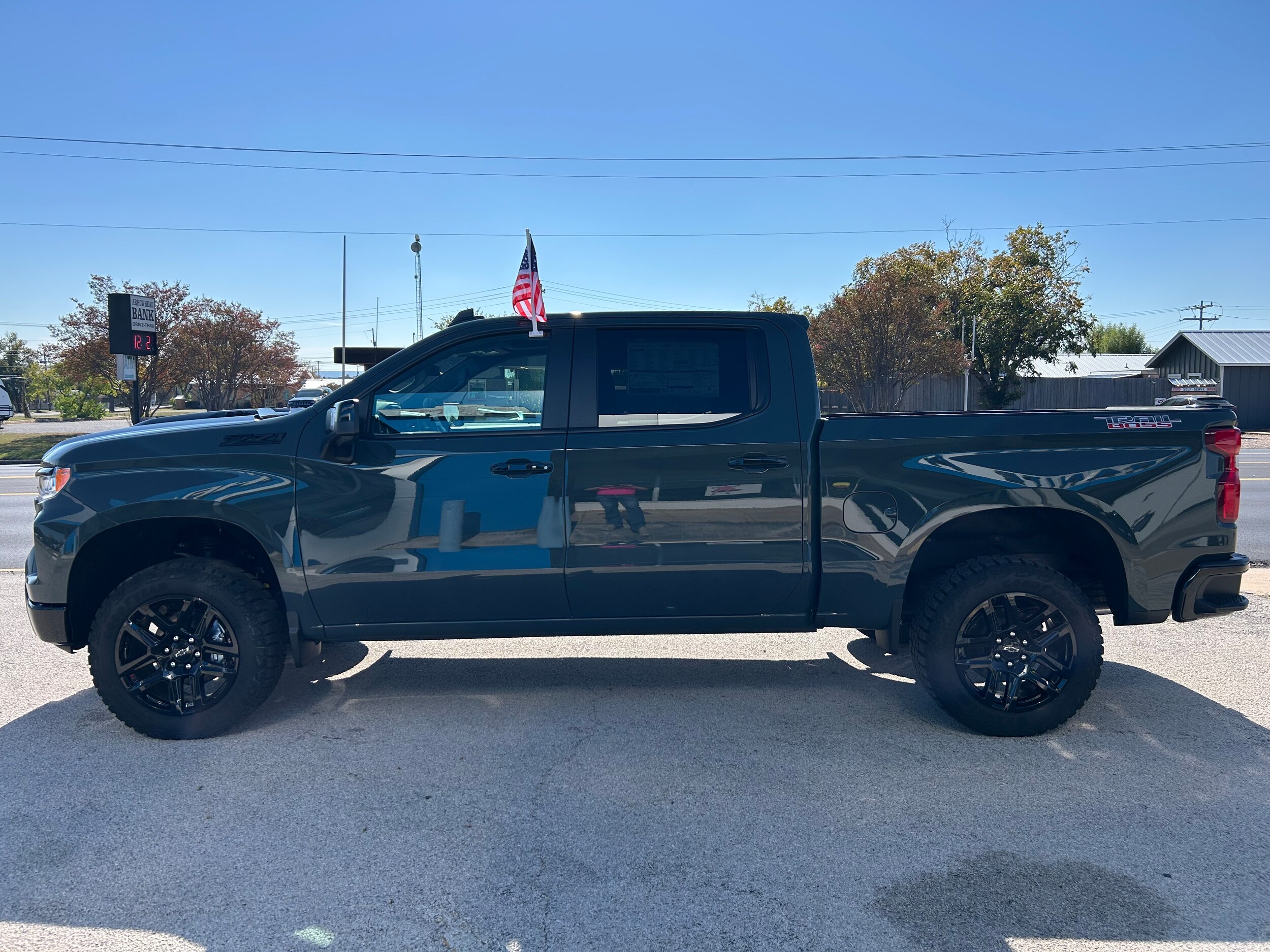 2026 Chevrolet Silverado 1500 LT Trail Boss photo 4