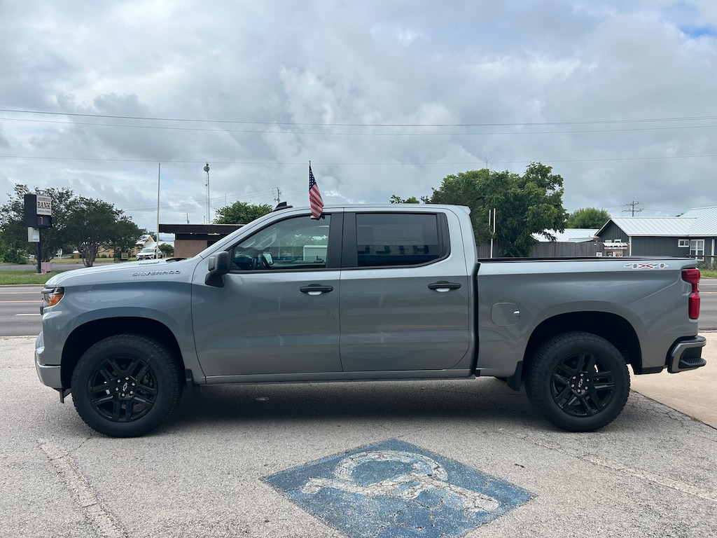 New 2026 Chevrolet Silverado 1500 Custom Truck
