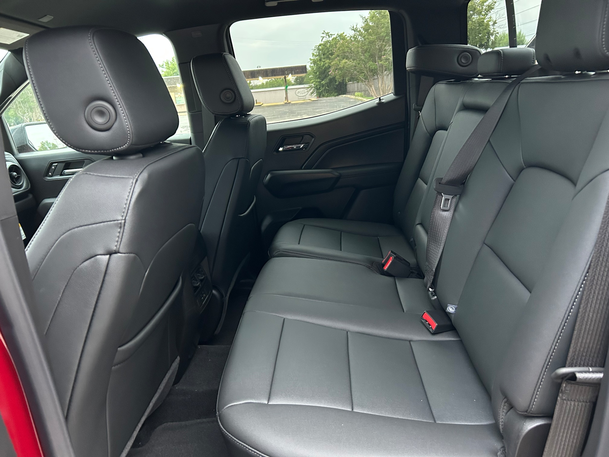2026 Chevrolet Colorado LT - Photo 21
