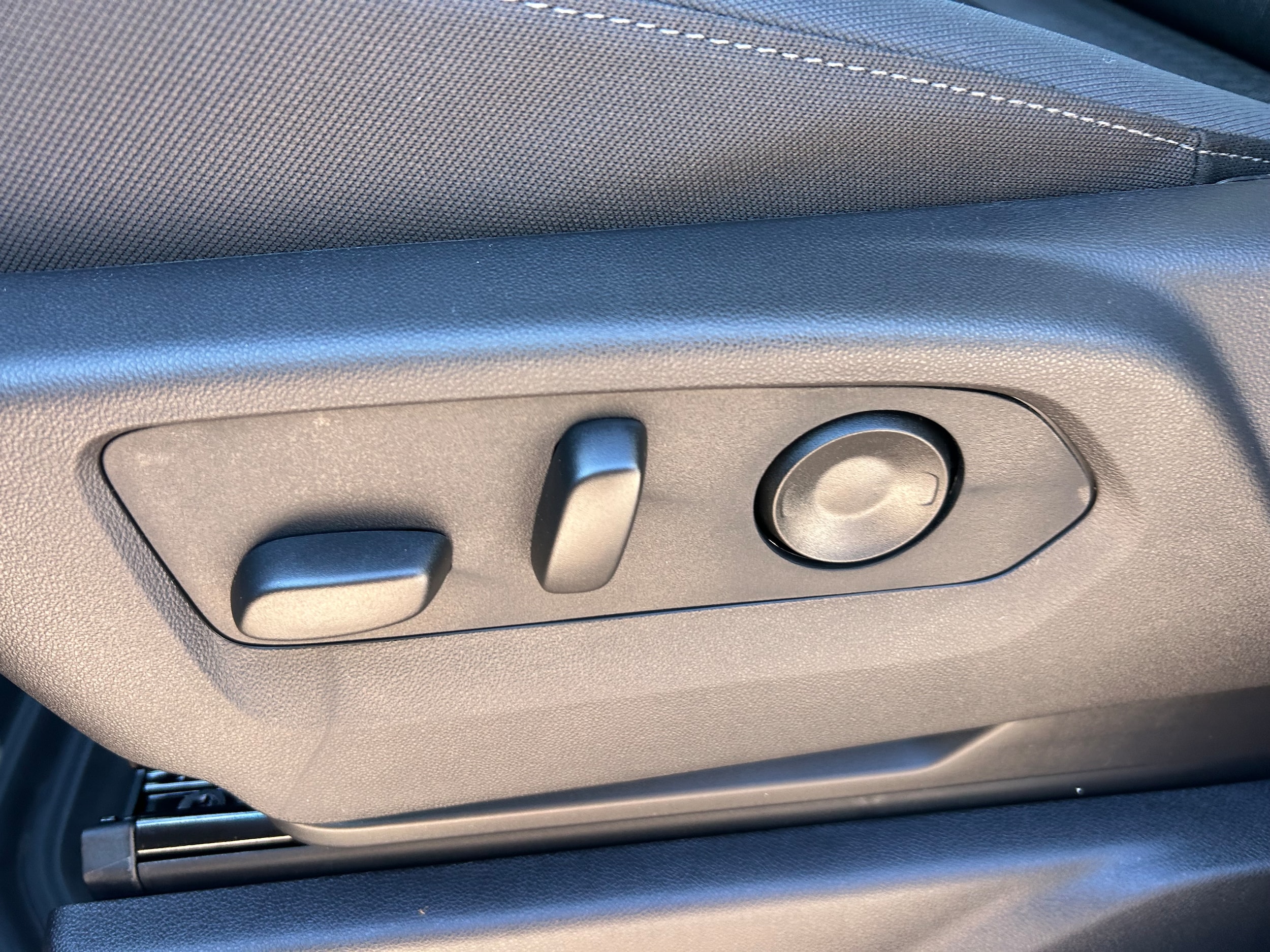 2026 Chevrolet Silverado 1500 Custom - Photo 15