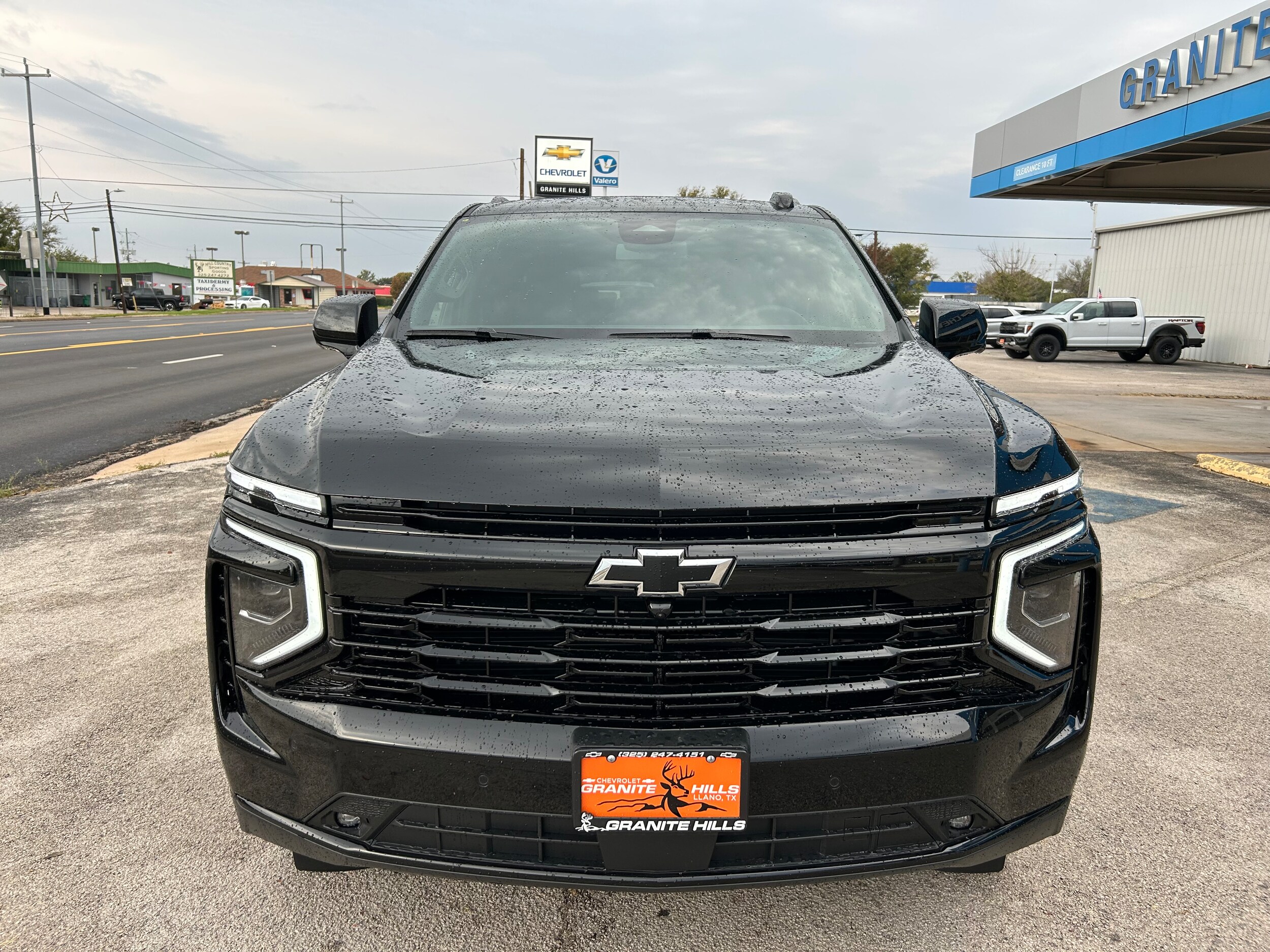 2026 Chevrolet Suburban RST photo 2