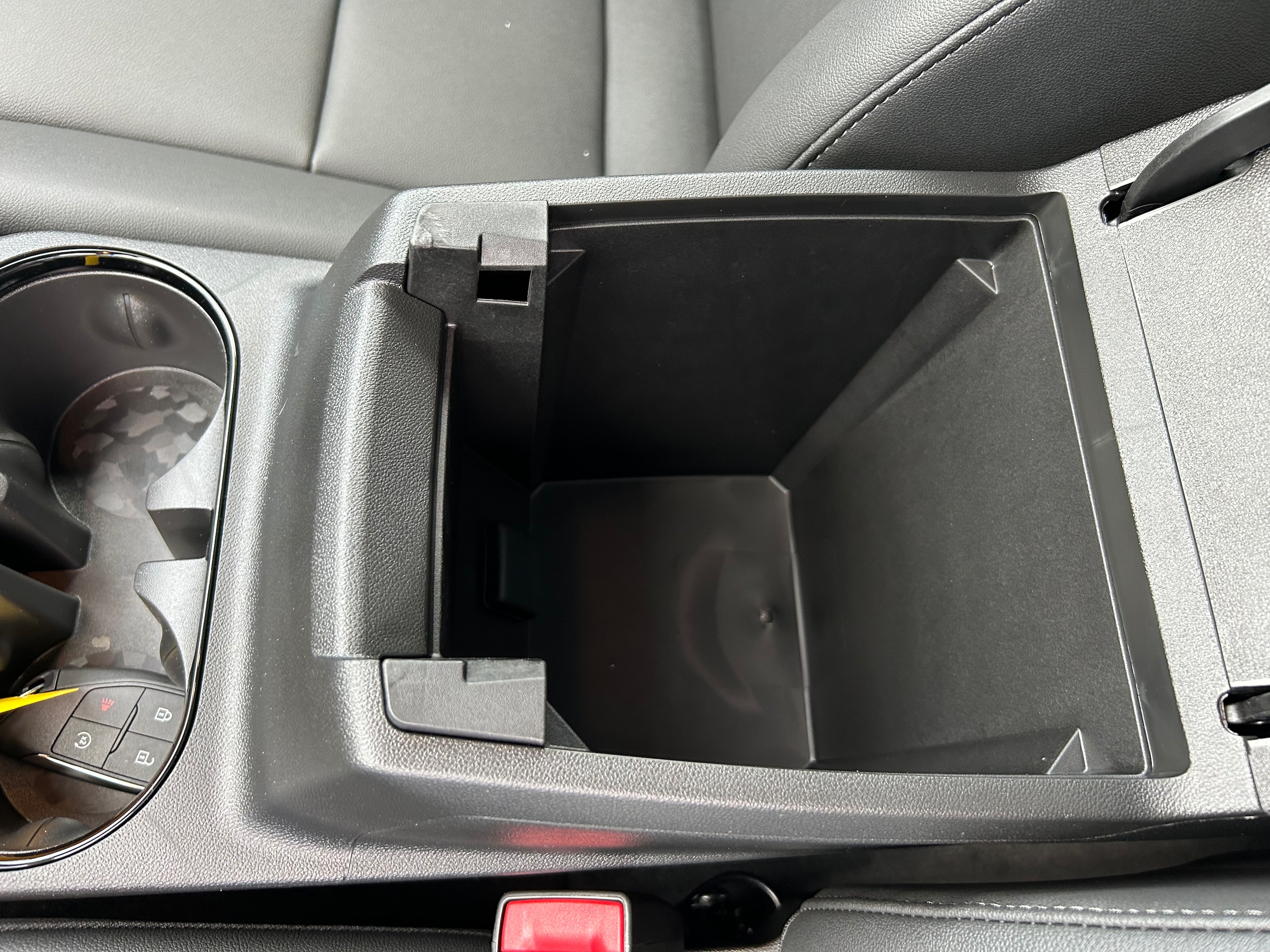 2025 Chevrolet Colorado LT - Photo 17