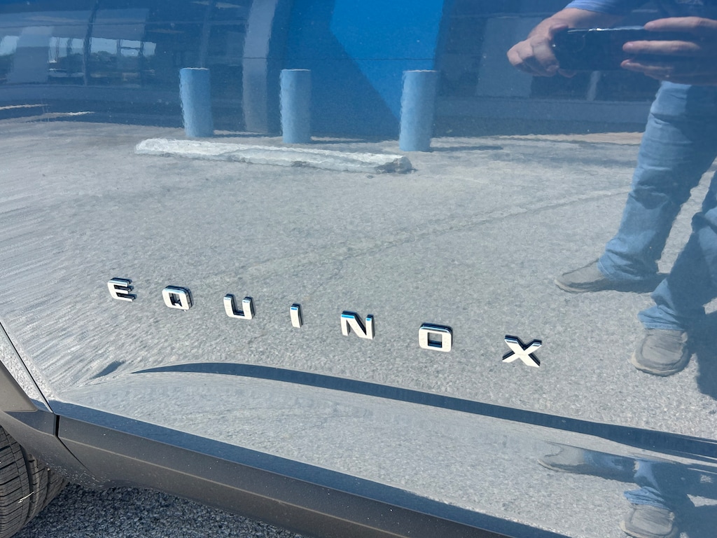 New 2027 Chevrolet Equinox LT SUV
