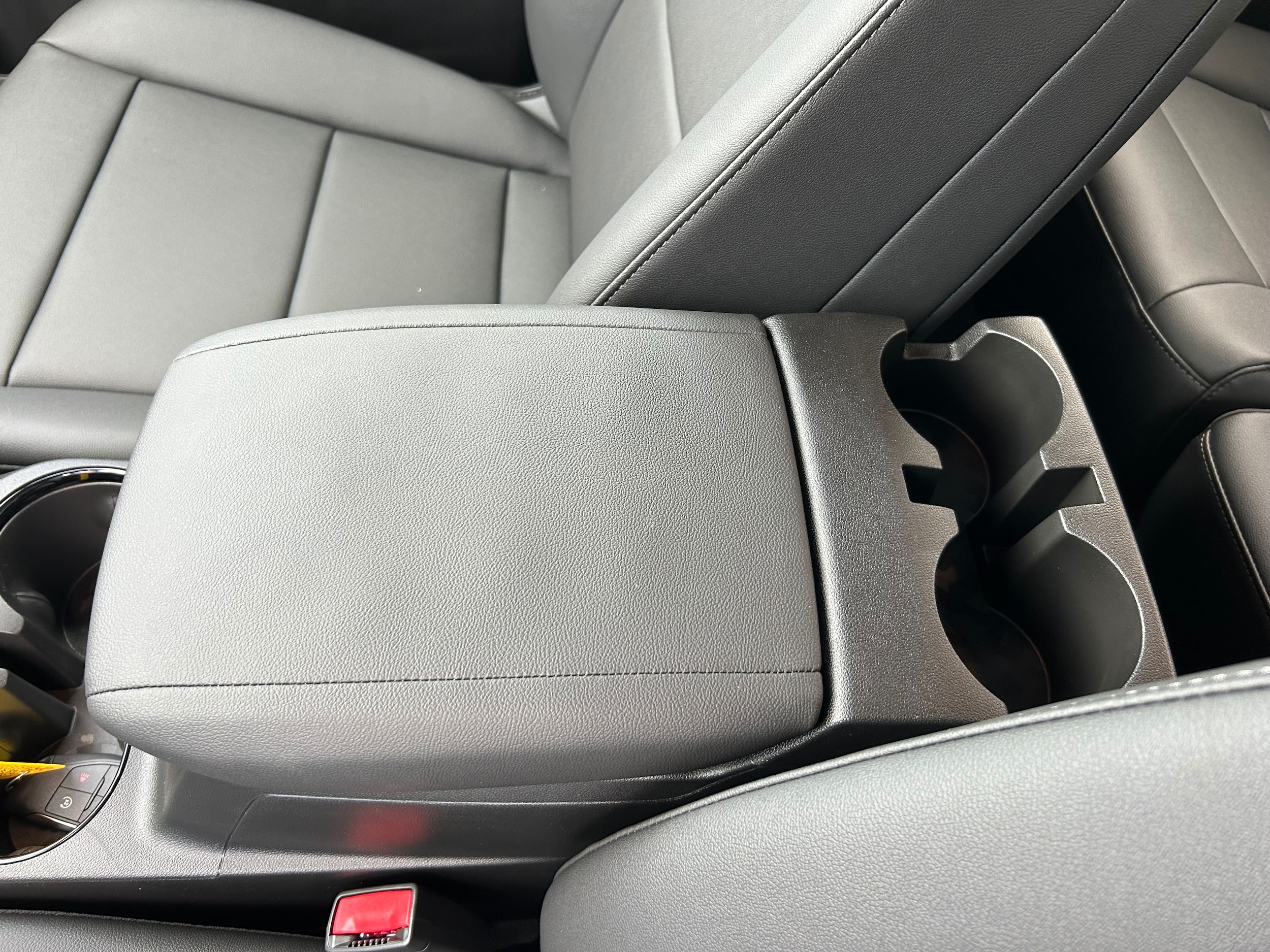 2025 Chevrolet Colorado LT - Photo 16