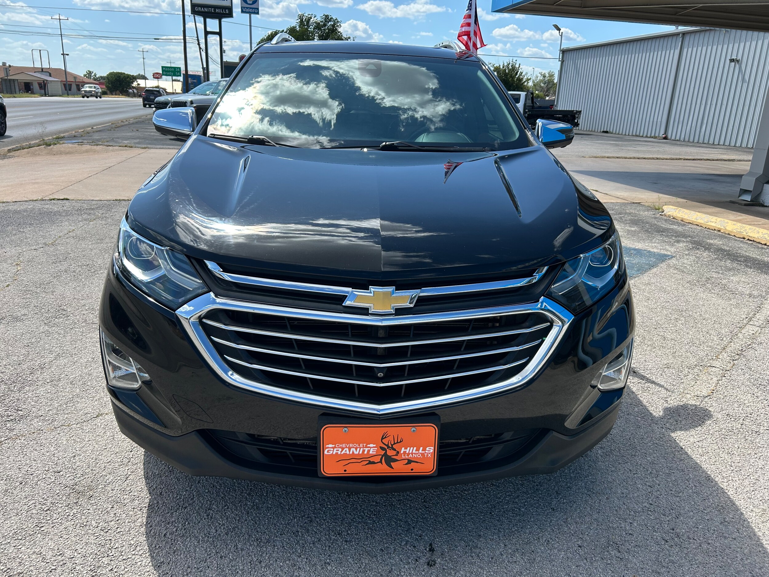 2019 Chevrolet Equinox Premier photo 2
