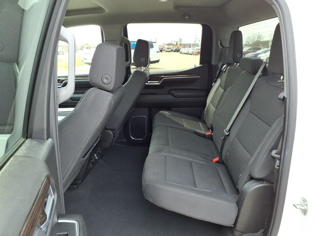 2025 Chevrolet Silverado 1500 LT - Photo 6