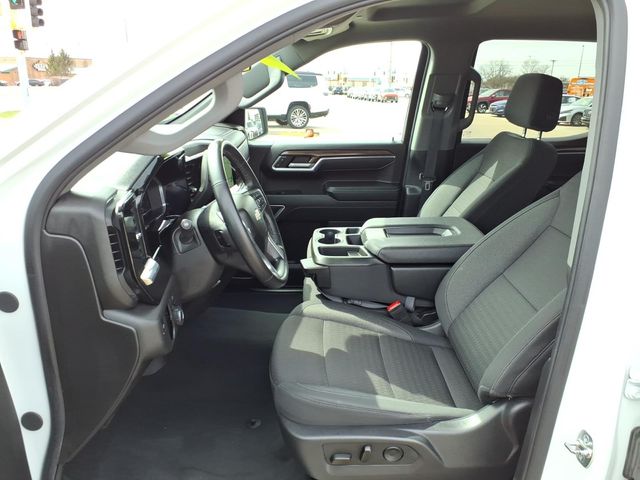 2025 Chevrolet Silverado 1500 LT - Photo 13
