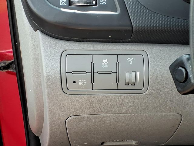 2013 Hyundai Accent GLS - Photo 14