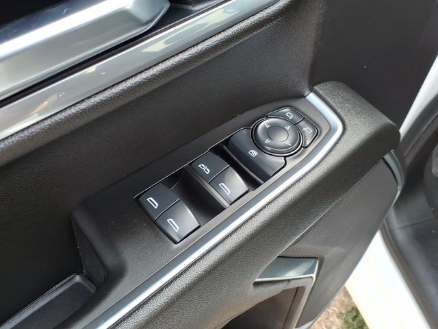 2025 Chevrolet Silverado 1500 LT - Photo 12