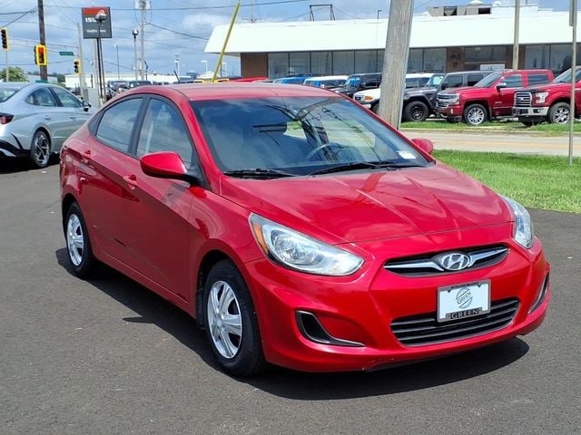 2013 Hyundai Accent GLS - Photo 1
