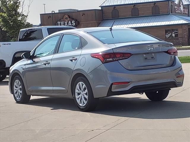 Used 2021 Hyundai Accent SE with VIN 3KPC24A61ME147734 for sale in Springfield, IL