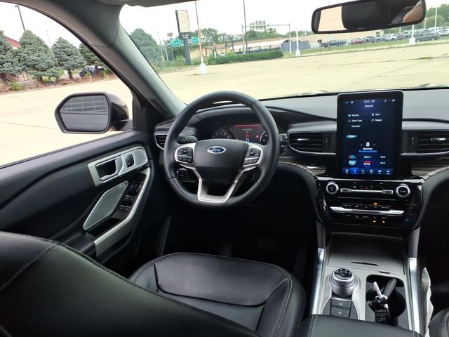 2023 Ford Explorer Limited - Photo 9