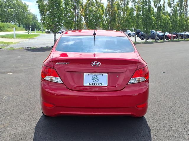 2013 Hyundai Accent GLS - Photo 4