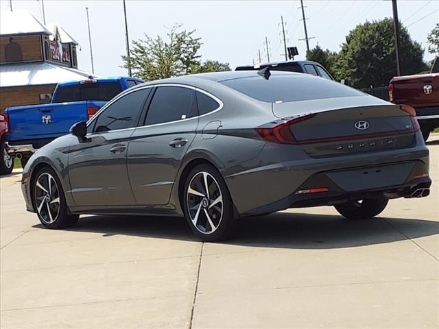 Used 2022 Hyundai Sonata SEL Plus with VIN 5NPEJ4J25NH136290 for sale in Springfield, IL