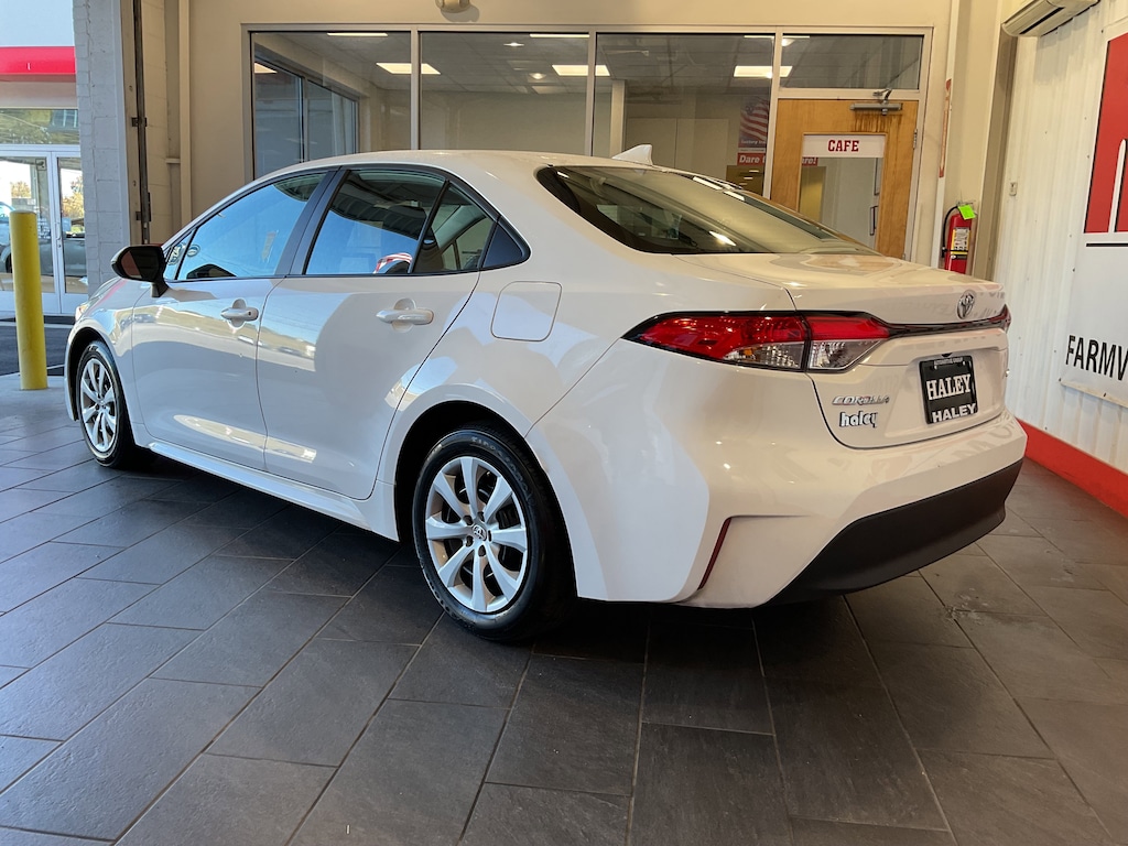 Used 2024 Toyota Corolla LE Sedan
