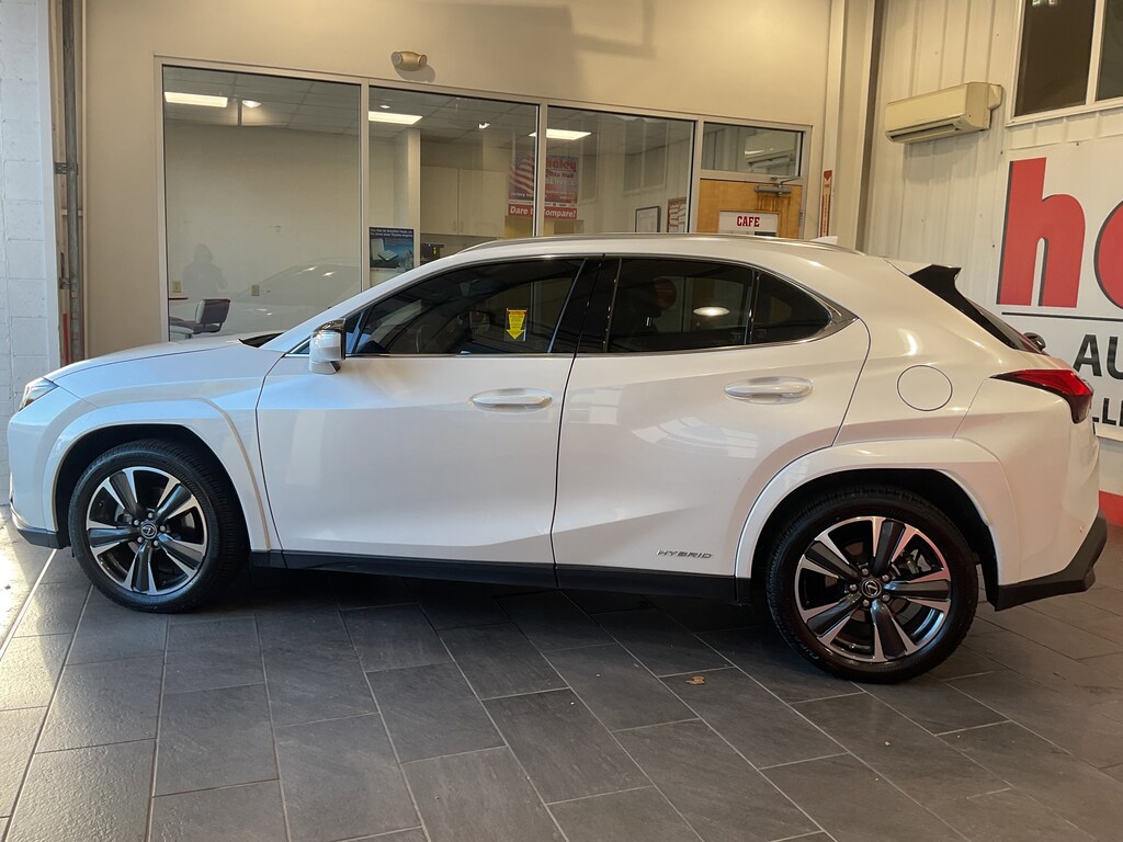 Used 2022 Lexus UX 250h Luxury SUV