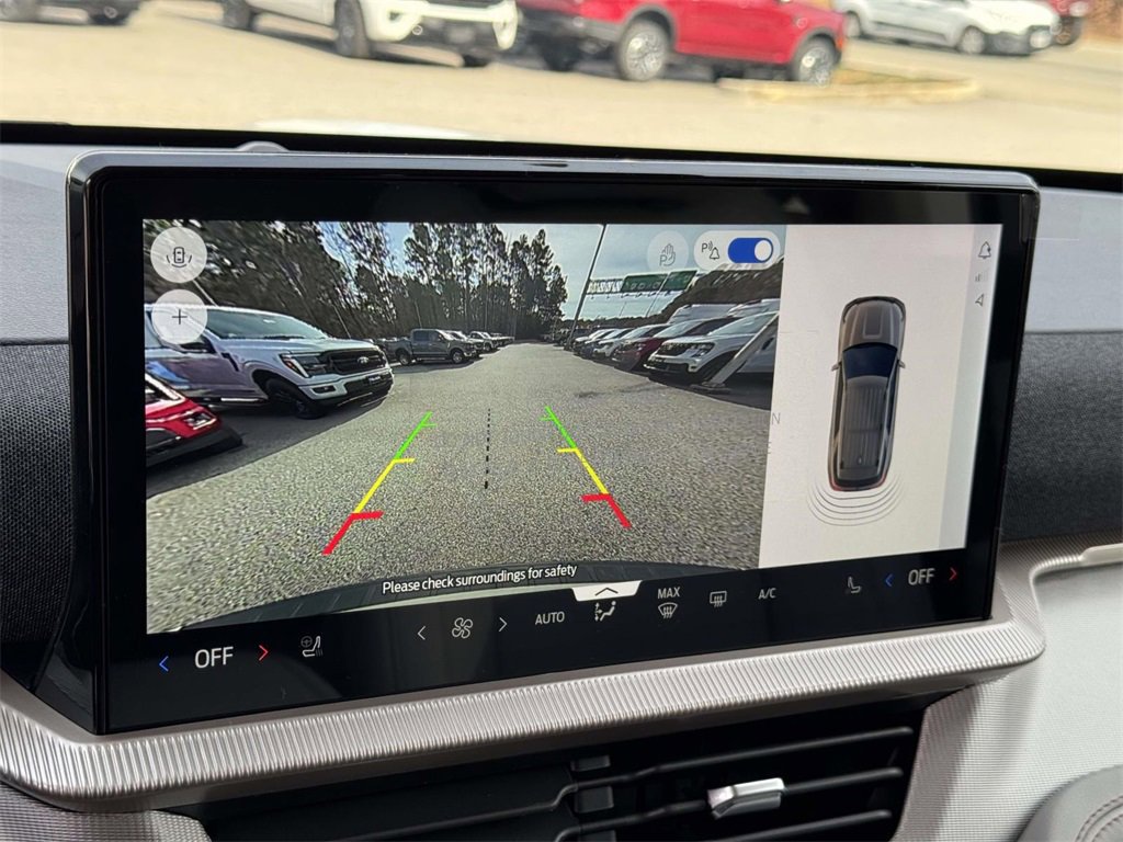 2026 Ford Explorer photo 3