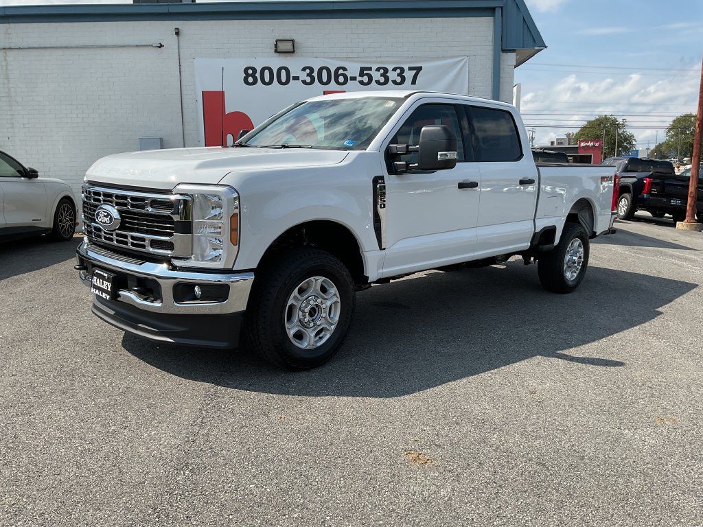 2027 Ford F-250 Super Duty XLT
