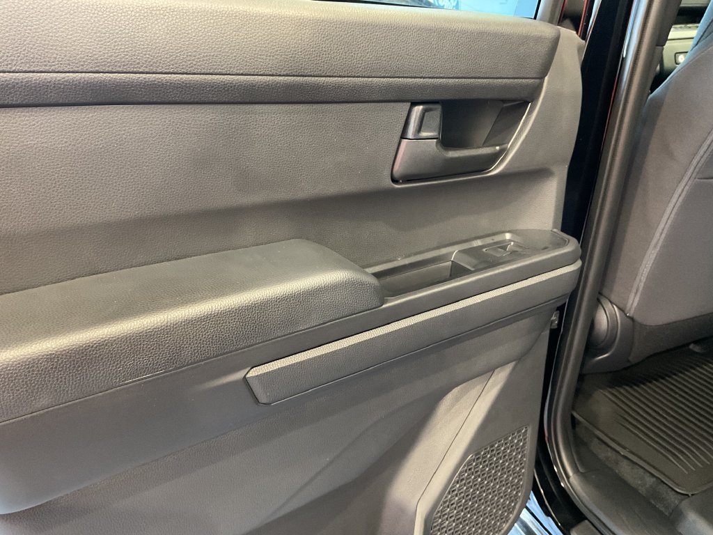 2026 Toyota Tacoma SR5 - Photo 29