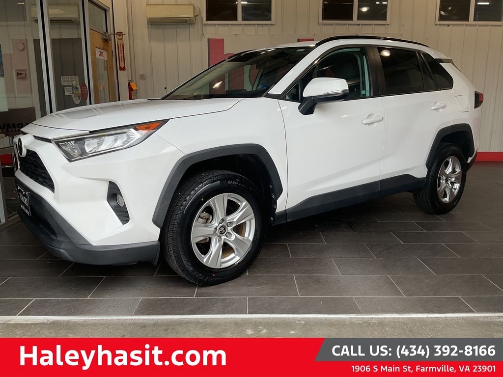 Used 2021 Toyota RAV4 XLE SUV
