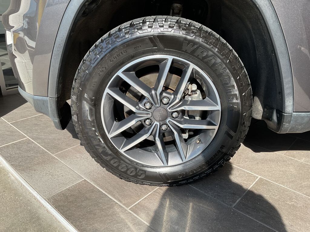 Used 2019 Jeep Grand Cherokee Limited SUV