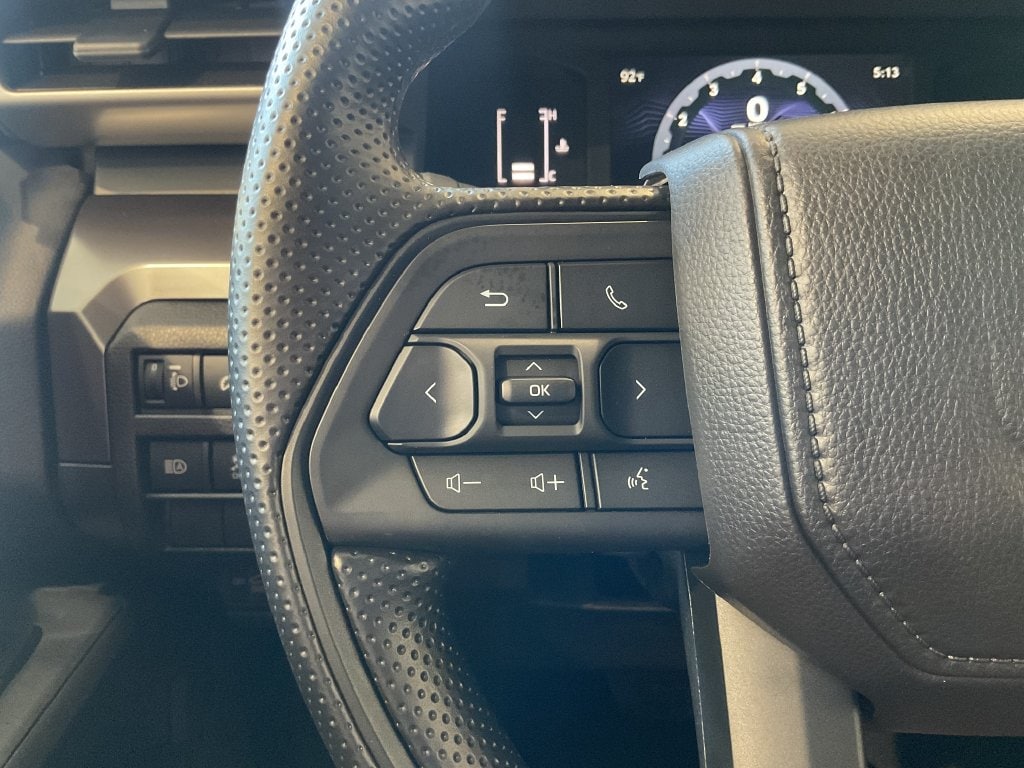 2026 Toyota Tacoma SR5 - Photo 19