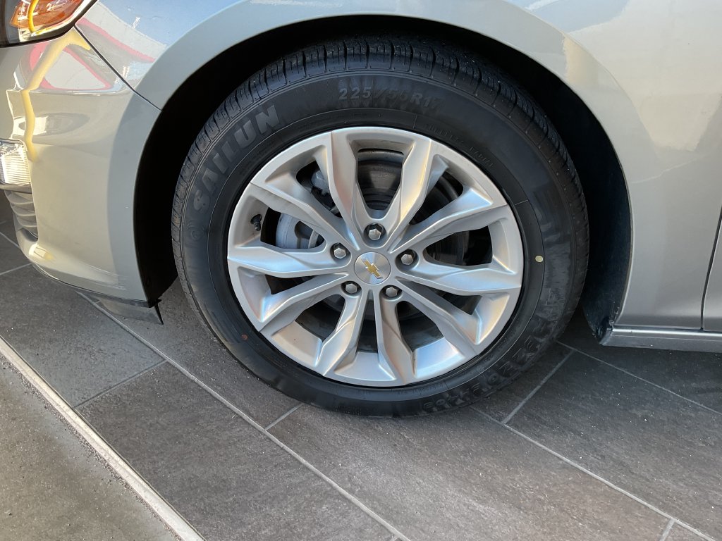 Used 2024 Chevrolet Malibu LT Sedan
