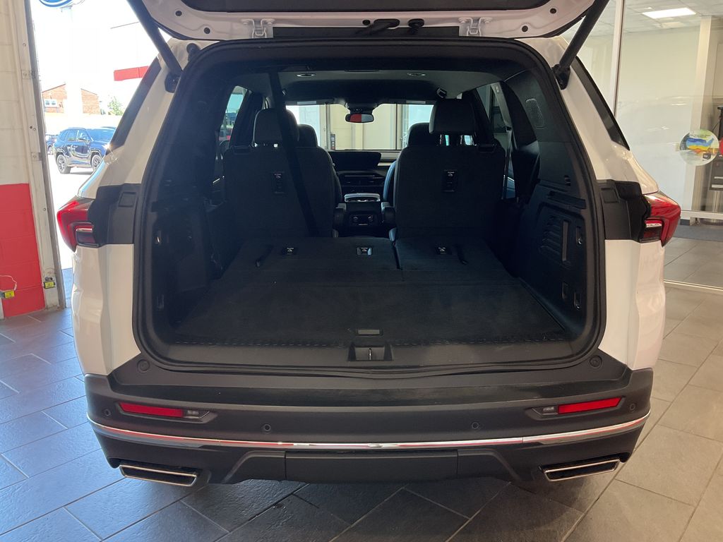 2025 Buick Enclave Preferred - Photo 9