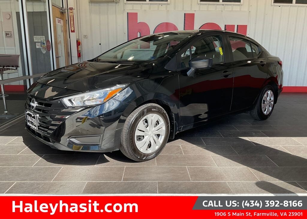 Used 2025 Nissan Versa 1.6 S Sedan