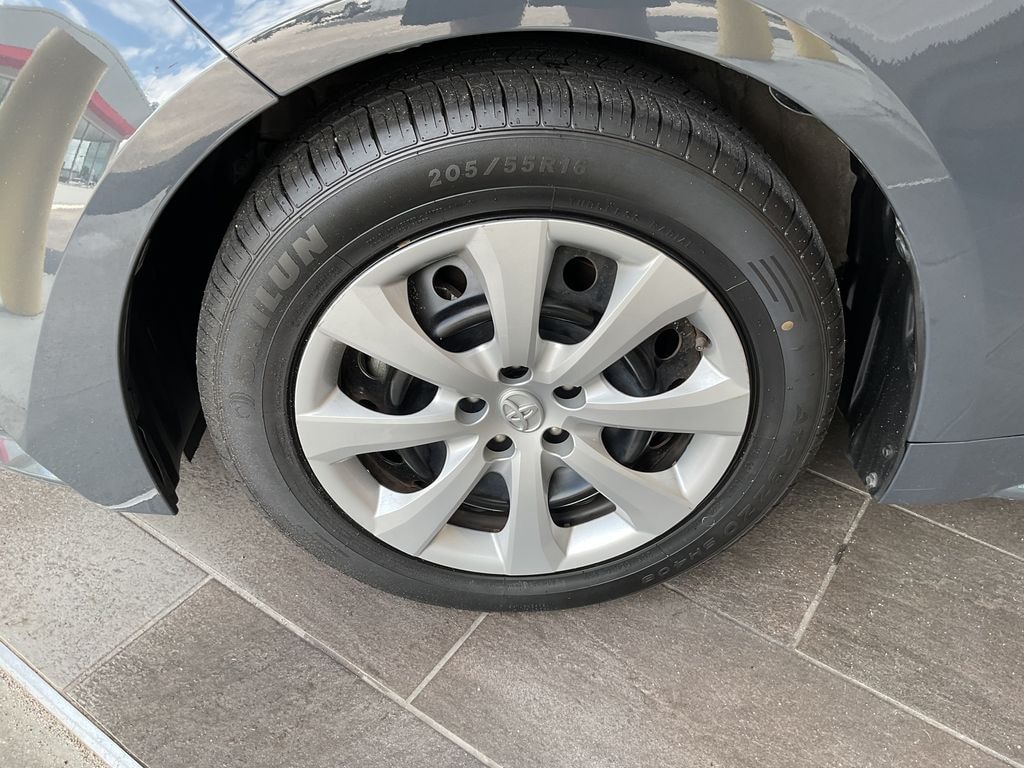 Used 2024 Toyota Corolla LE Sedan
