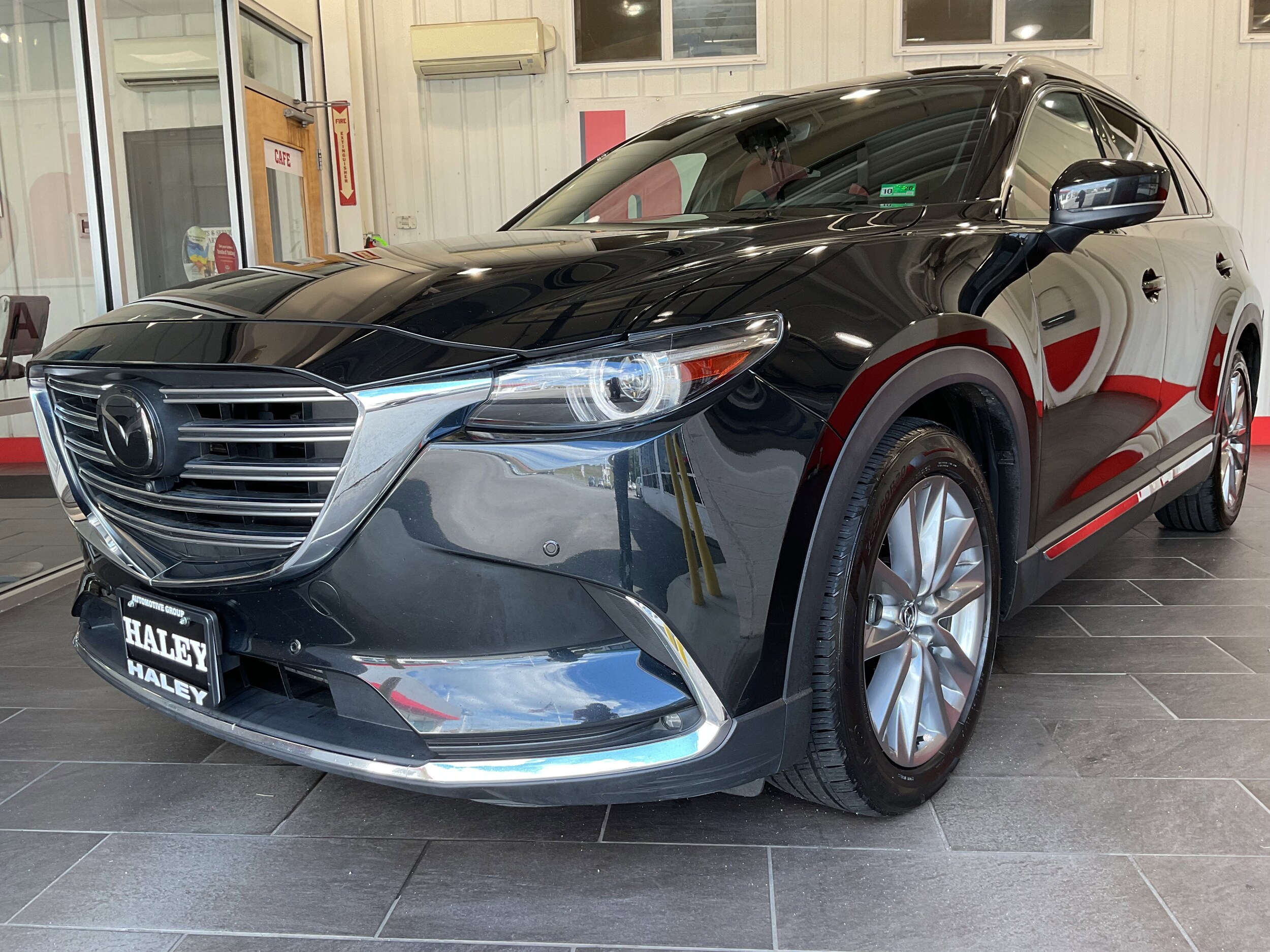2023 Mazda CX-9 Grand Touring photo 2