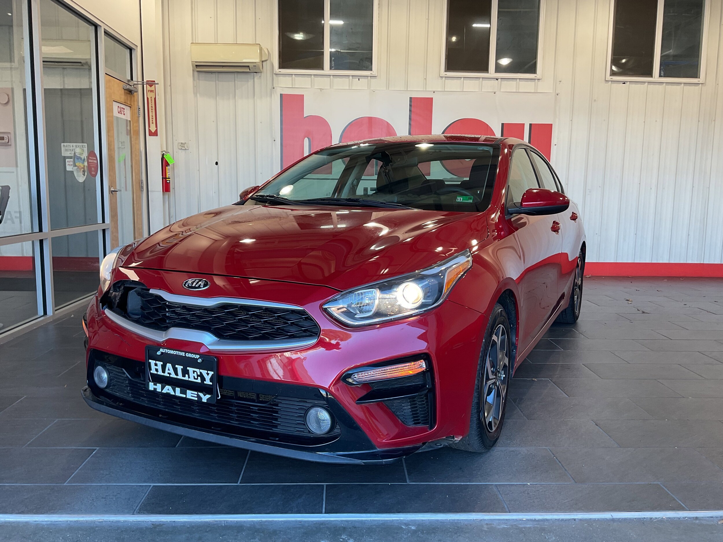 2019 Kia Forte LXS photo 2